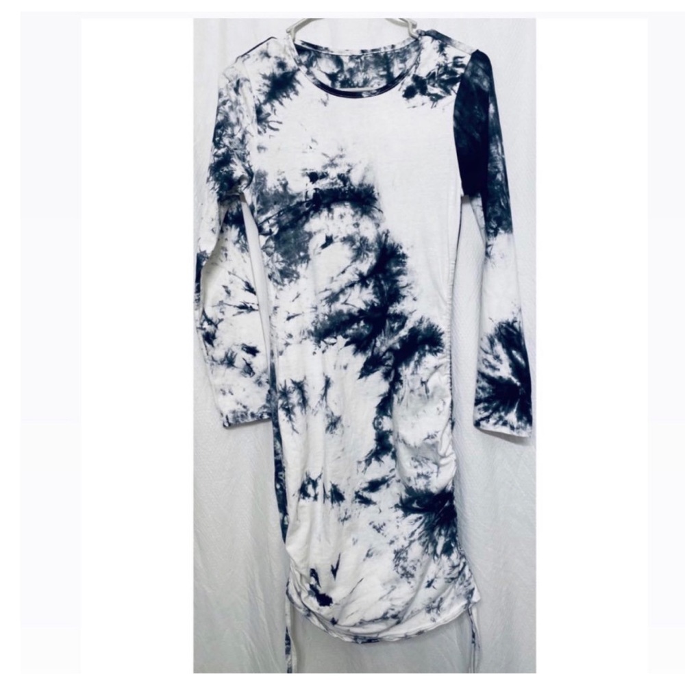 Tie dye mini body con dress